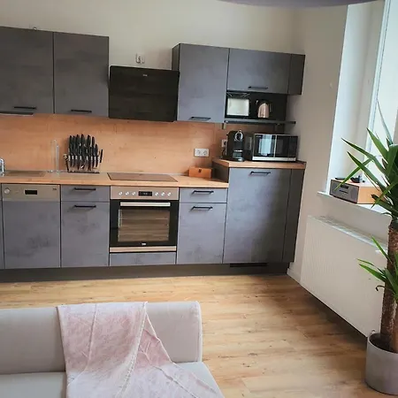 Pb - 2 - Stilvoll Eingerichtetes Im Herzen Senftenbergs Senftenberg