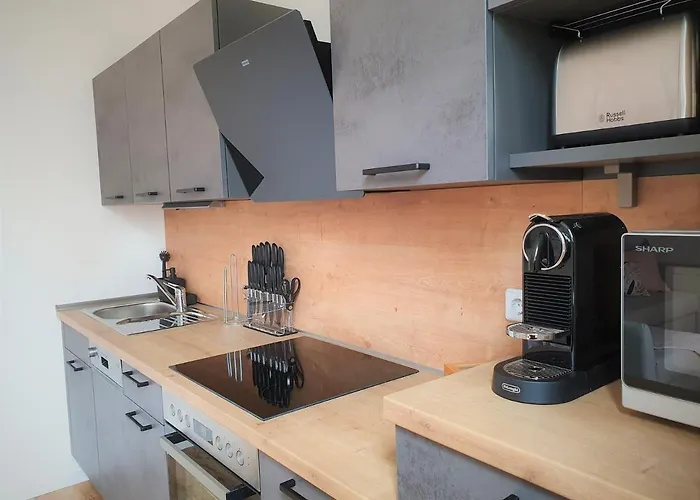 アパート Pb - 2 - Stilvoll Eingerichtetes Im Herzen Senftenbergs ゼンフテンベルク